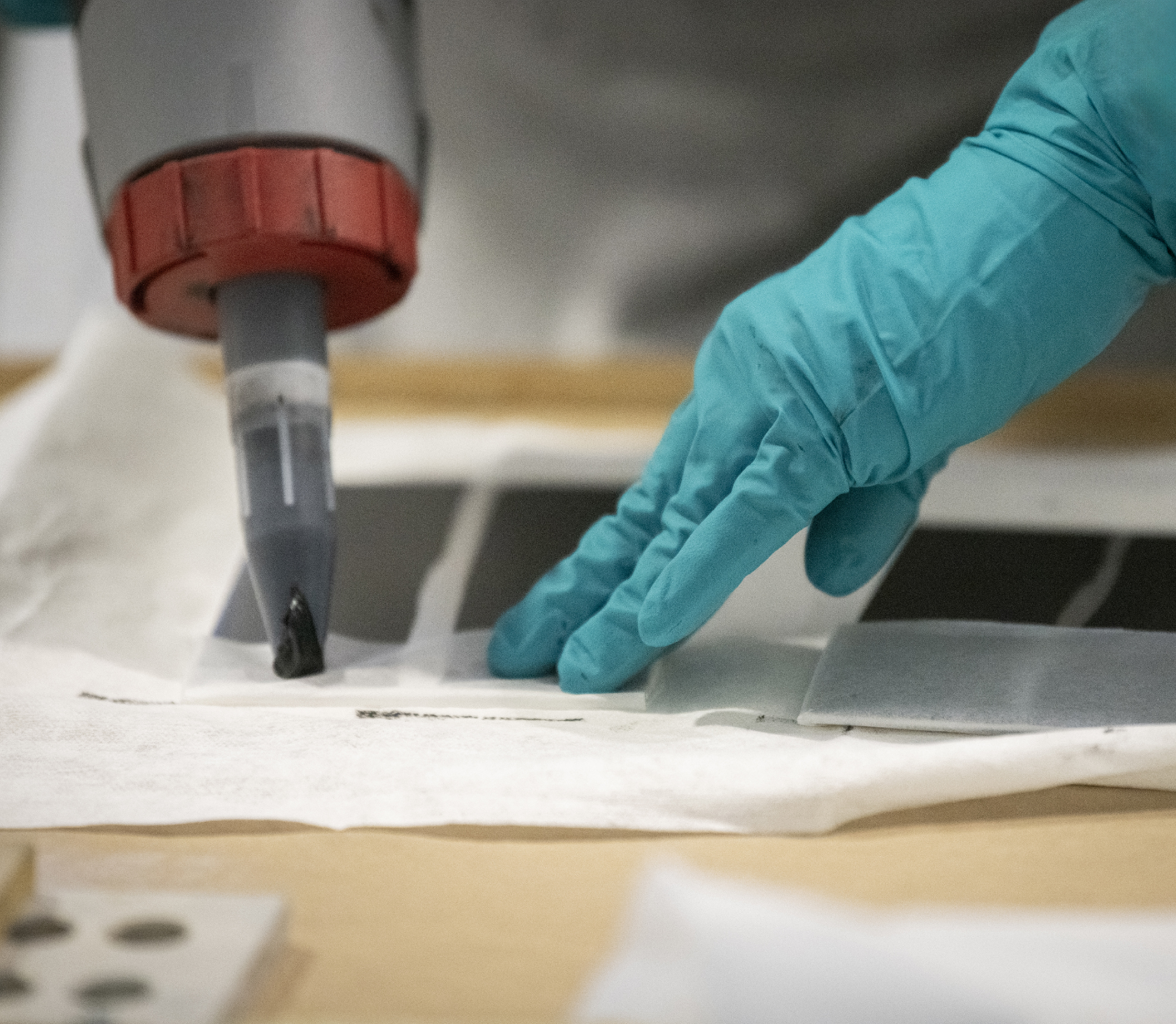 Investigadores trabajando